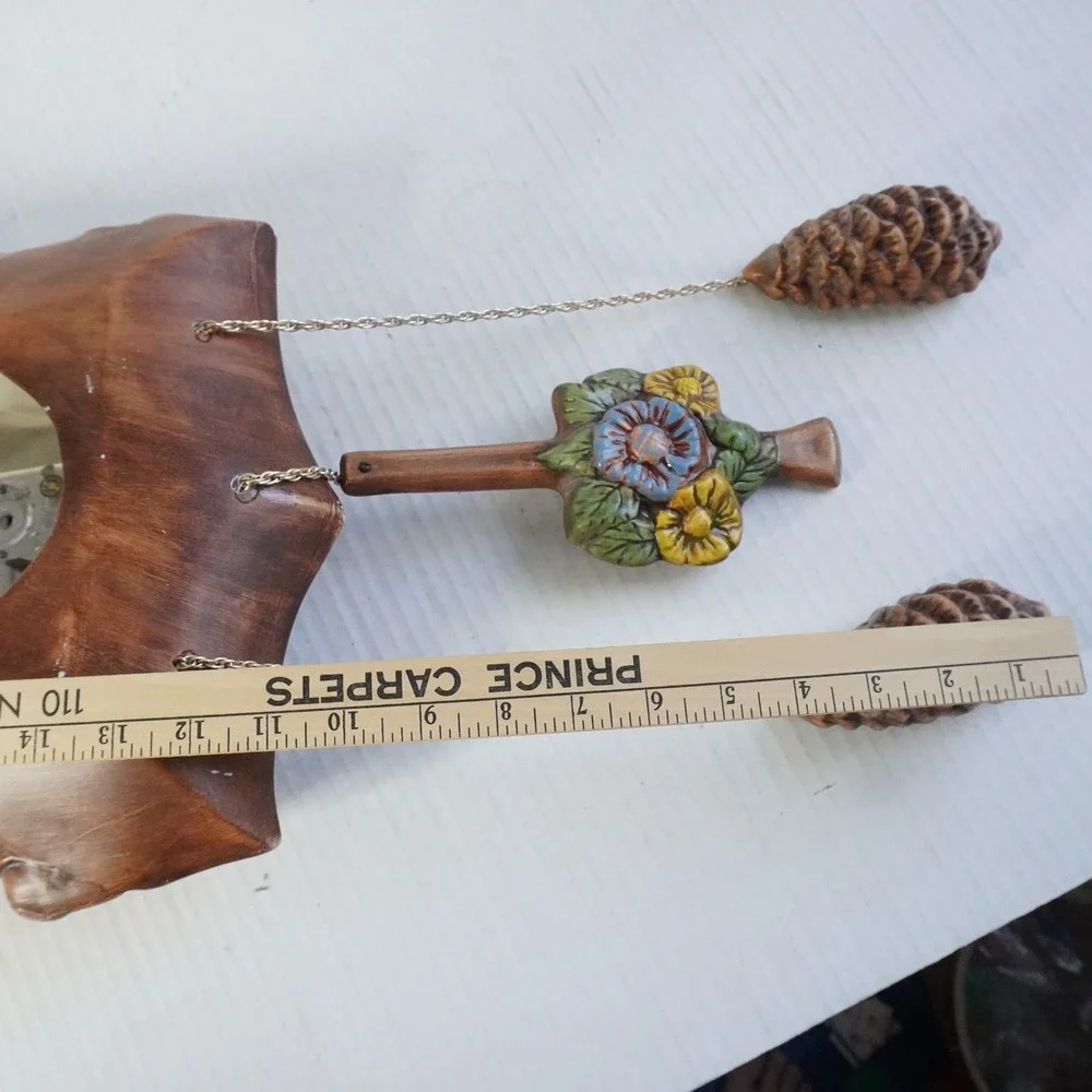 VTG Ceramic Alpine Boy Girl Wall Faux Cuckoo Clock 3D Pendulum Pinecone‎ Weights
